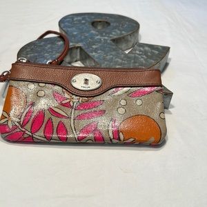 FOSSil Key-Per Wristlet Wallet